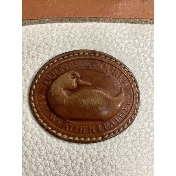Vintage Dooney &Bourke Purse Women’s 1 Size Pebbled Leather Logo Bag Charm White - Picture 10 of 10